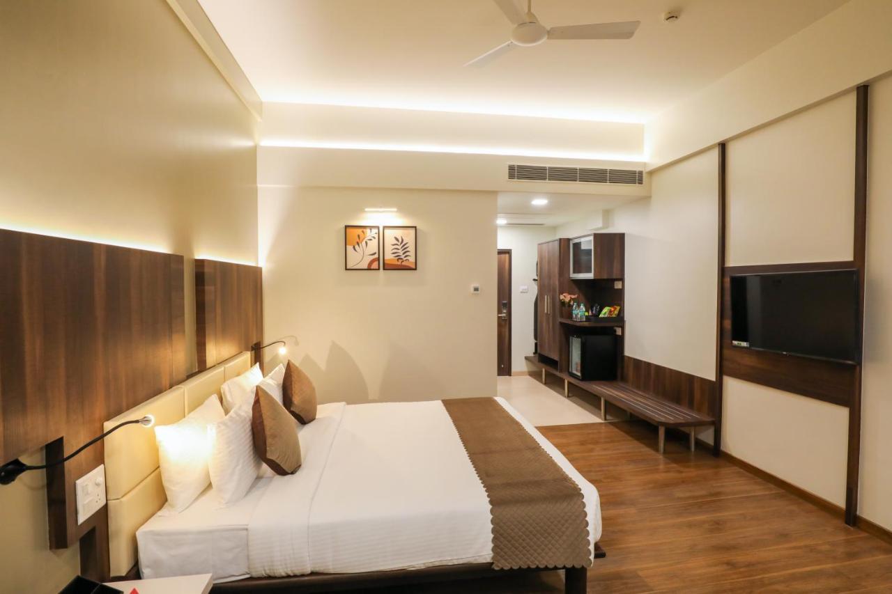 Spree Hotel Aurangabad Ngoại thất bức ảnh