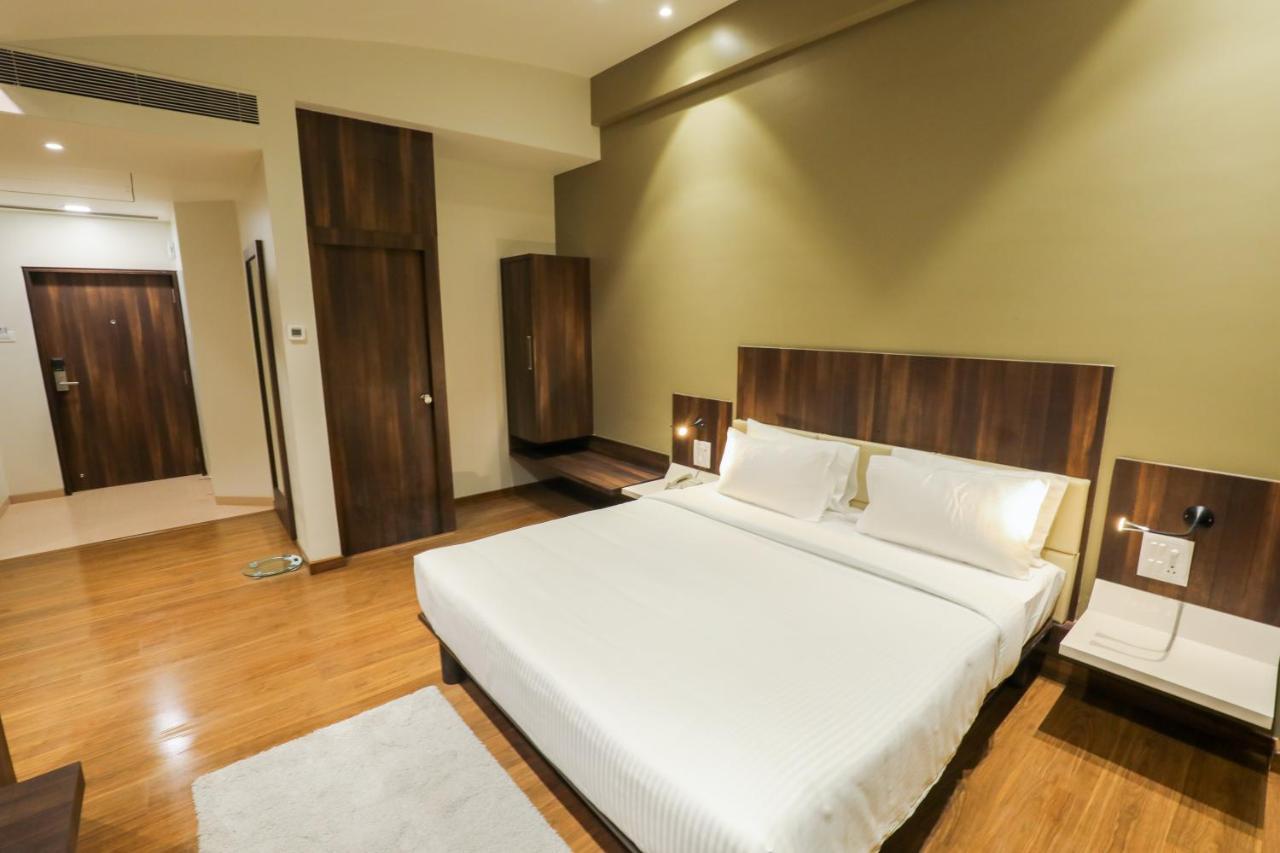 Spree Hotel Aurangabad Ngoại thất bức ảnh